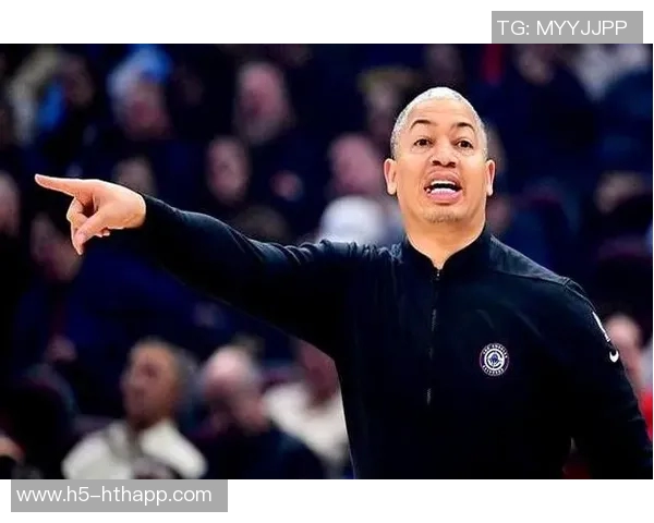 快船客场大胜开拓者迎赛季首次三连胜展现复苏迹象